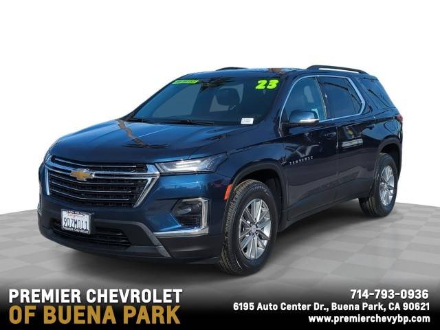 2023 Chevrolet Traverse LT Cloth FWD photo