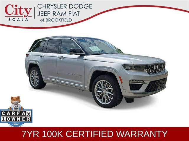 2022 Jeep Grand Cherokee Summit 4WD photo