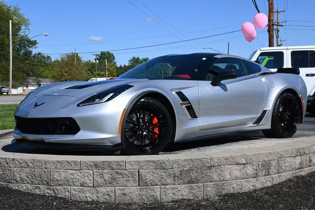 2017 Chevrolet Corvette Grand Sport 3LT RWD photo