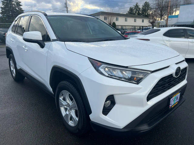 2021 Toyota RAV4 XLE AWD photo