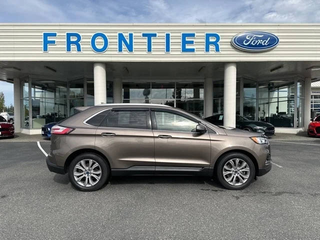 2019 Ford Edge Titanium AWD photo