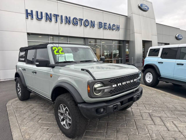 2022 Ford Bronco 4 Door Badlands 4WD photo