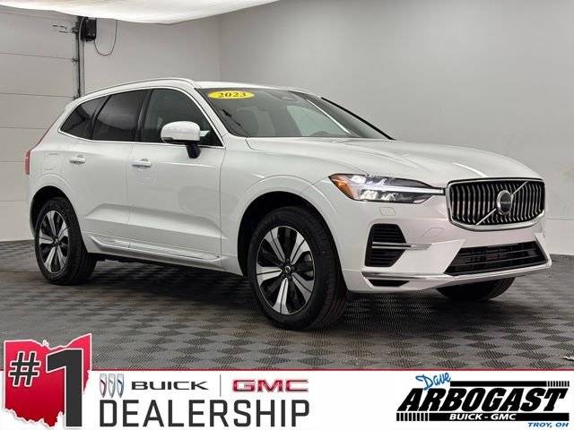 2023 Volvo XC60 Recharge Core Bright Theme AWD photo
