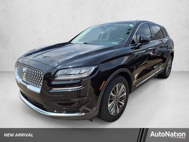 2022 Lincoln Nautilus Reserve AWD photo