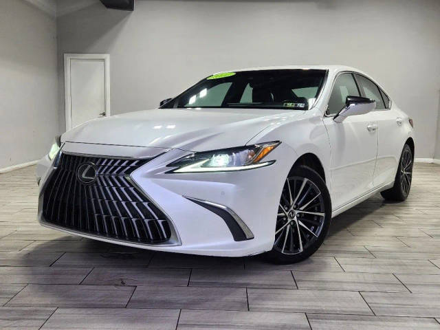 2022 Lexus ES ES 350 FWD photo