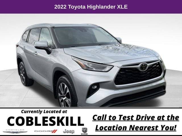 2022 Toyota Highlander XLE AWD photo