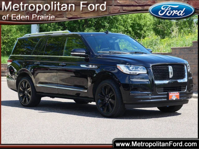 2022 Lincoln Navigator L Reserve 4WD photo