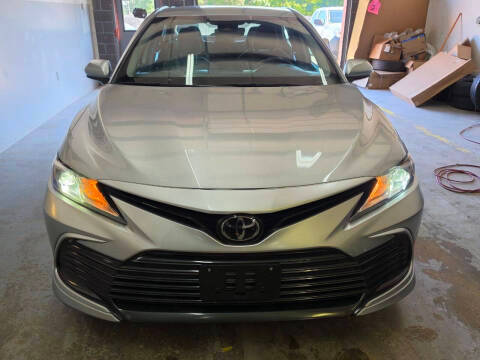 2023 Toyota Camry LE FWD photo