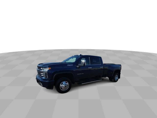 2023 Chevrolet Silverado 3500HD High Country 4WD photo