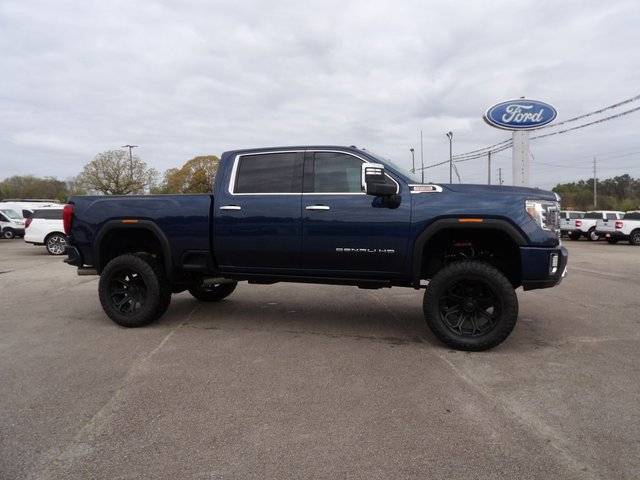 2023 GMC Sierra 2500HD Denali 4WD photo