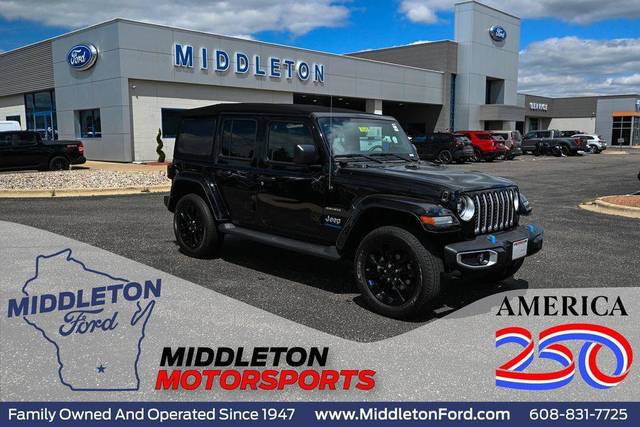 2023 Jeep Wrangler Unlimited 4xe Sahara 4WD photo