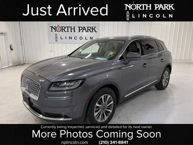 2022 Lincoln Nautilus Standard FWD photo