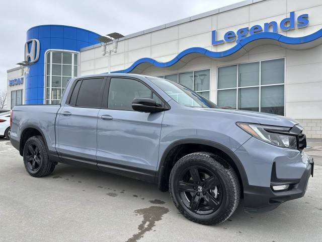 2023 Honda Ridgeline Black Edition AWD photo