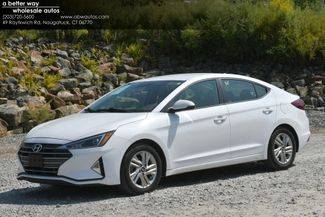 2020 Hyundai Elantra Limited FWD photo