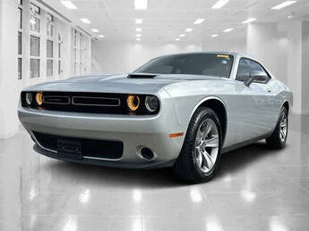 2020 Dodge Challenger SXT RWD photo