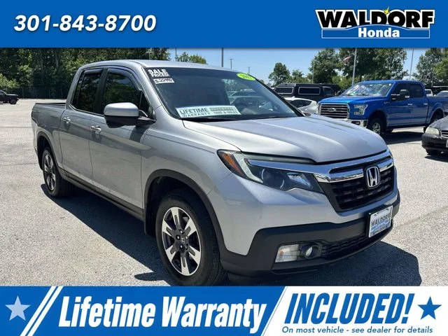 2017 Honda Ridgeline RTL-T AWD photo