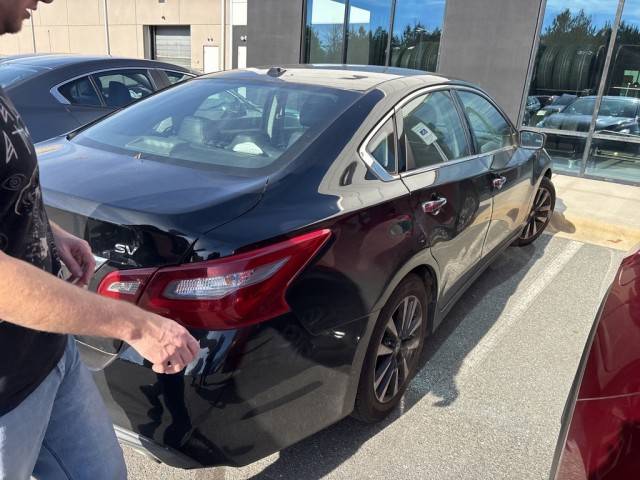 2018 Nissan Altima 2.5 SV FWD photo