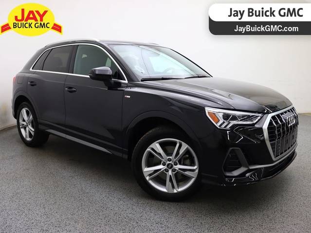 2023 Audi Q3 S line Premium AWD photo