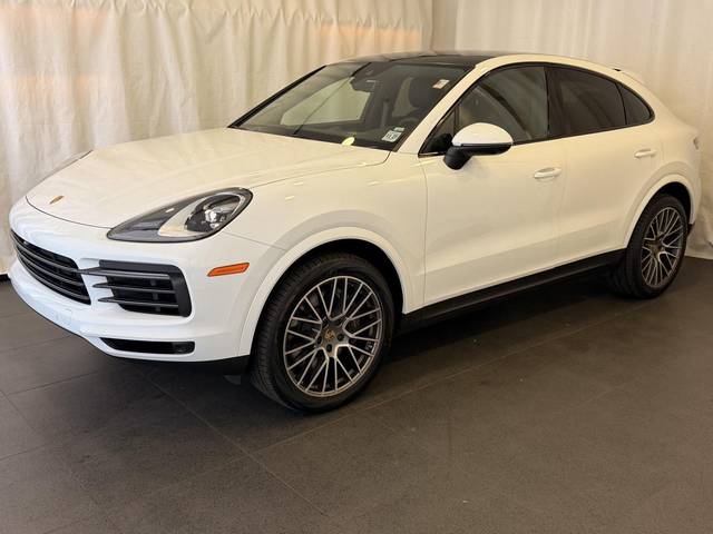 2023 Porsche Cayenne Coupe Platinum Edition AWD photo