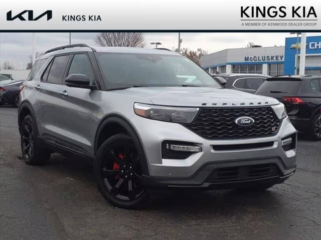 2022 Ford Explorer ST 4WD photo