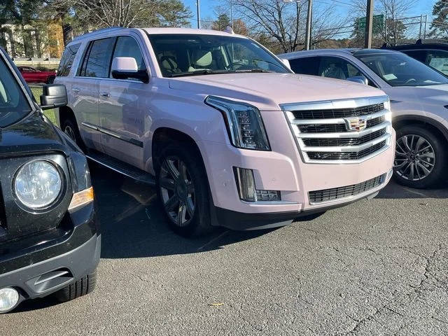 2017 Cadillac Escalade Luxury RWD photo