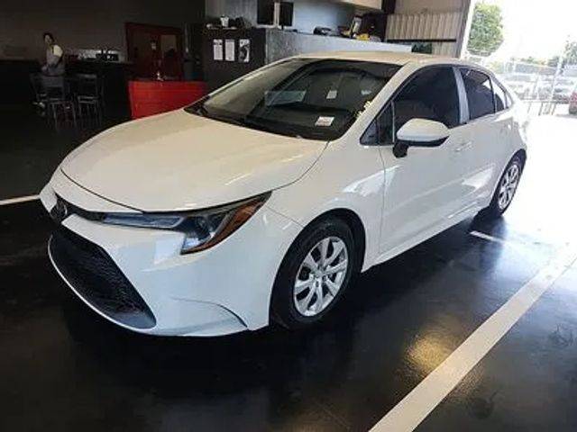 2022 Toyota Corolla LE FWD photo