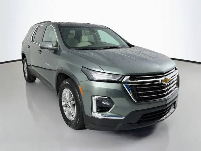 2023 Chevrolet Traverse LT Cloth FWD photo
