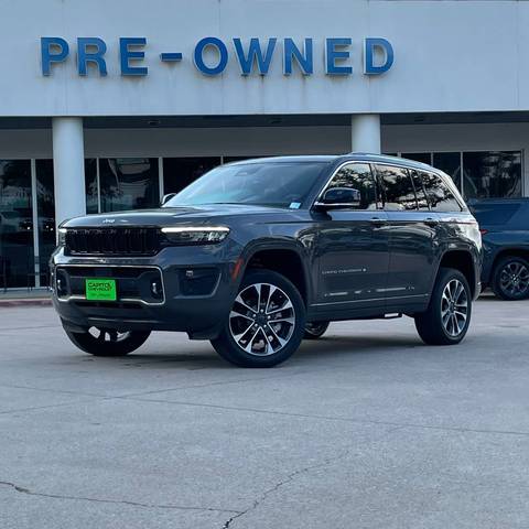 2023 Jeep Grand Cherokee Overland 4WD photo