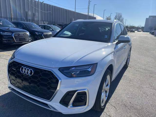 2023 Audi Q5 S line Premium Plus AWD photo