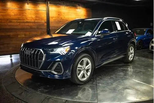 2023 Audi Q3 S line Premium AWD photo