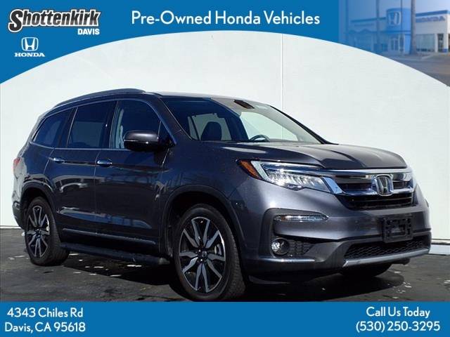 2022 Honda Pilot Touring 7-Passenger AWD photo