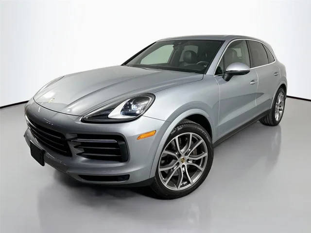 2023 Porsche Cayenne AWD photo