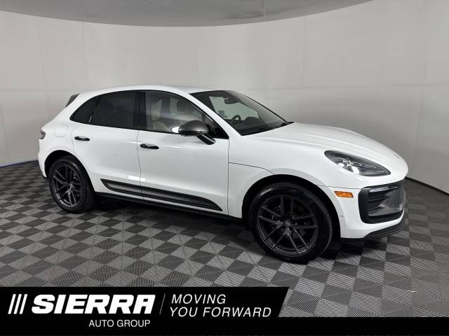 2023 Porsche Macan T AWD photo