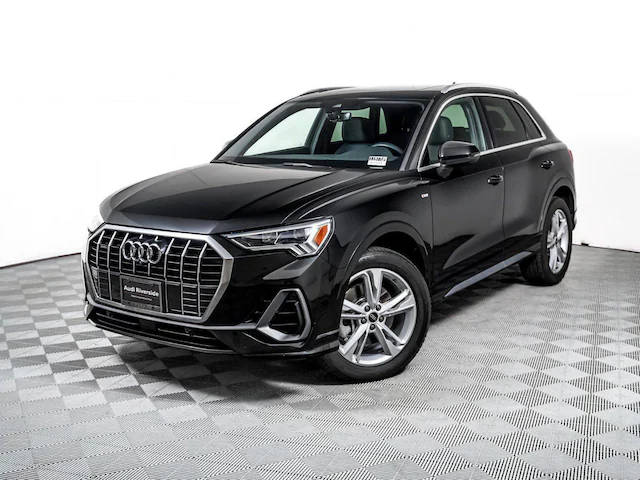 2023 Audi Q3 S line Premium Plus AWD photo