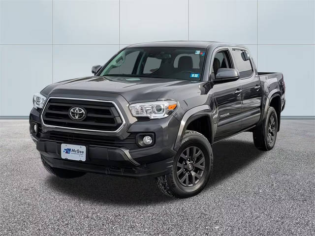 2022 Toyota Tacoma SR5 4WD photo