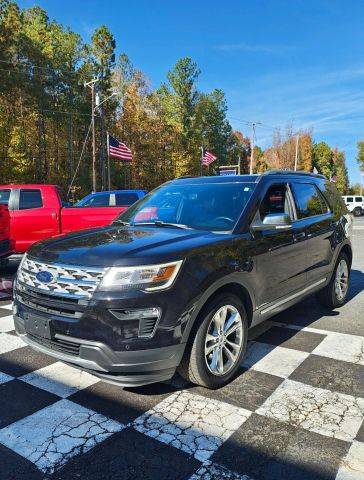 2019 Ford Explorer XLT 4WD photo