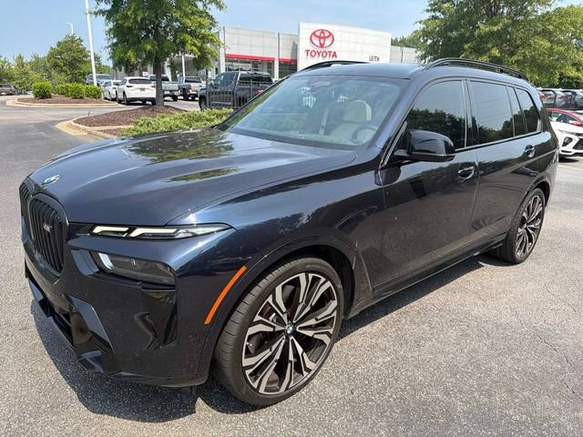 2023 BMW X7 M60i AWD photo