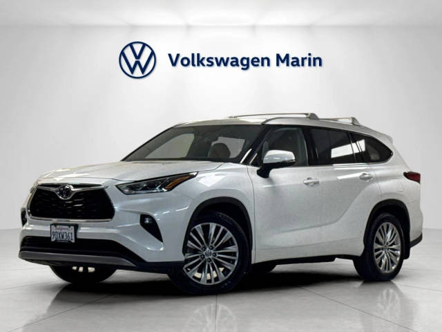 2022 Toyota Highlander Platinum AWD photo