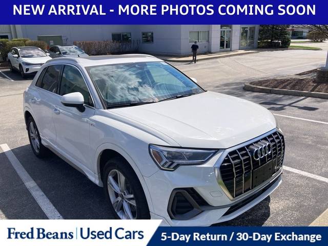 2023 Audi Q3 S line Premium AWD photo