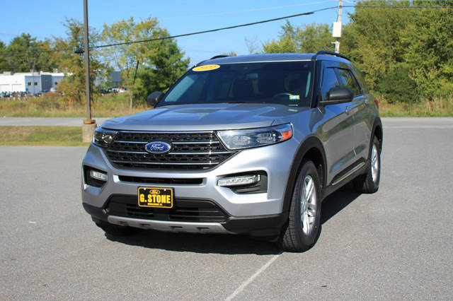 2022 Ford Explorer XLT 4WD photo