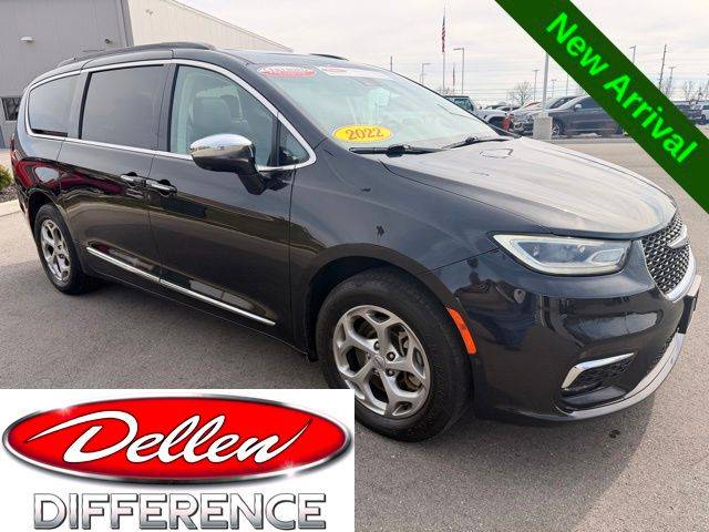2022 Chrysler Pacifica Minivan Limited AWD photo