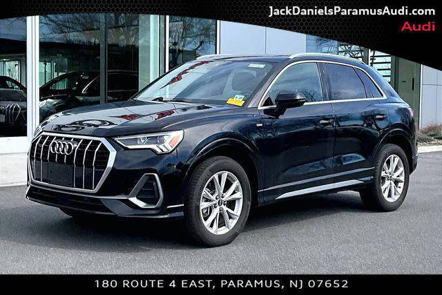 2023 Audi Q3 S line Premium AWD photo