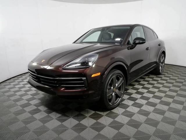 2023 Porsche Cayenne Coupe Platinum Edition AWD photo