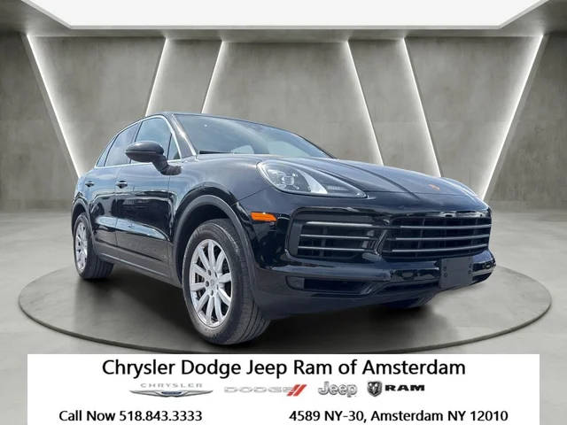2023 Porsche Cayenne AWD photo