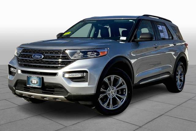 2022 Ford Explorer XLT 4WD photo