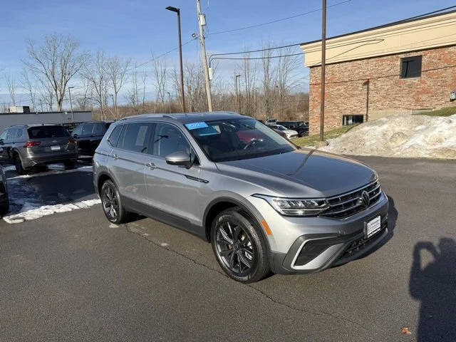 2022 Volkswagen Tiguan SE AWD photo