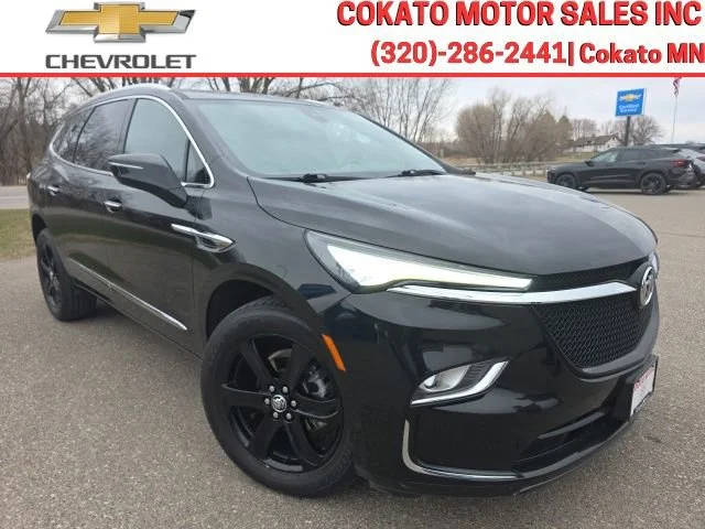 2023 Buick Enclave Essence AWD photo