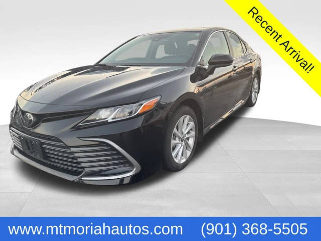 2023 Toyota Camry LE FWD photo