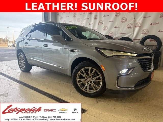 2023 Buick Enclave Essence FWD photo