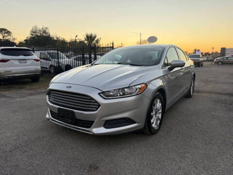 2015 Ford Fusion S FWD photo